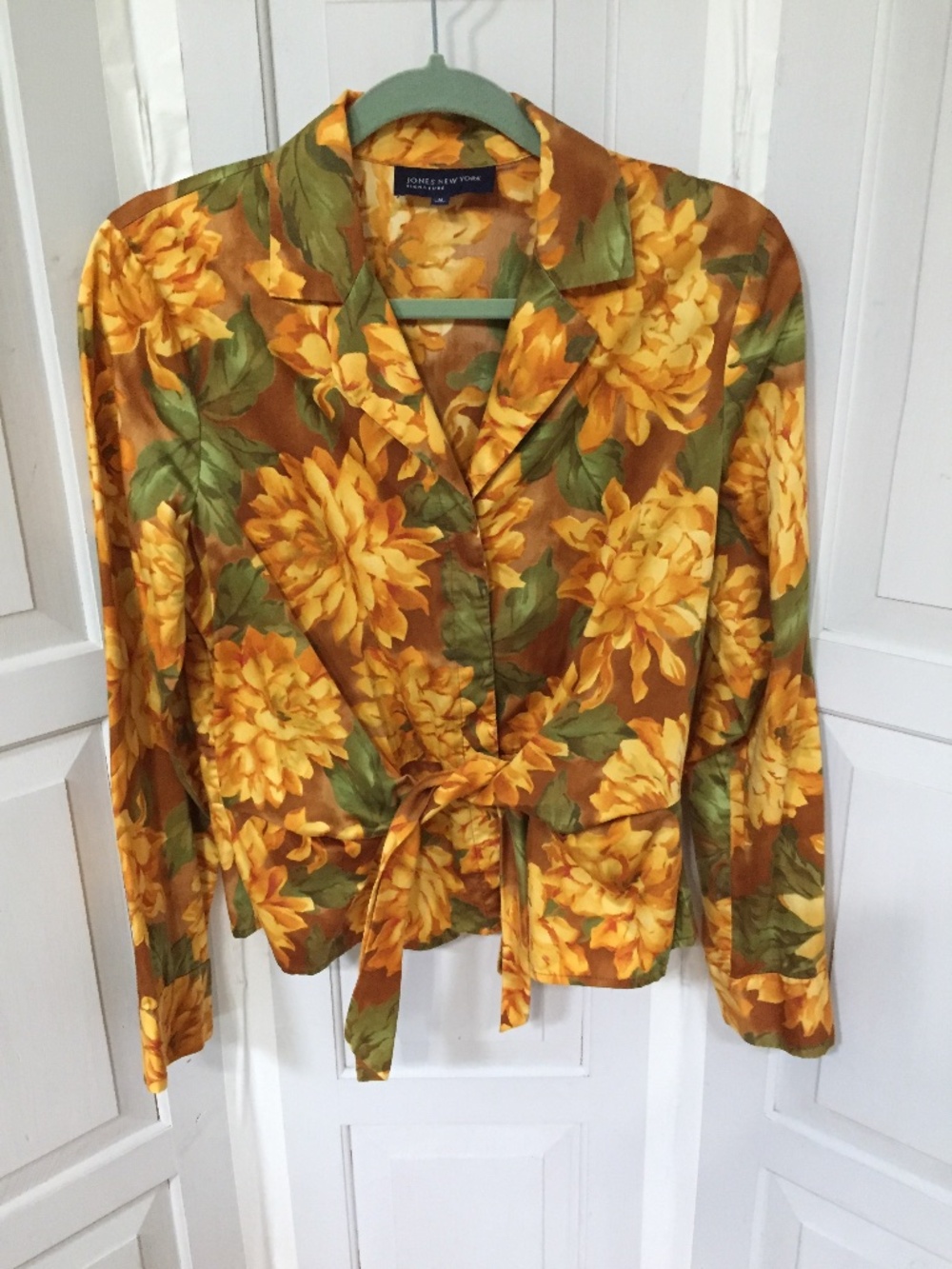 Jones New York Brown & Yellow Floral Tie-Waist Blouse
